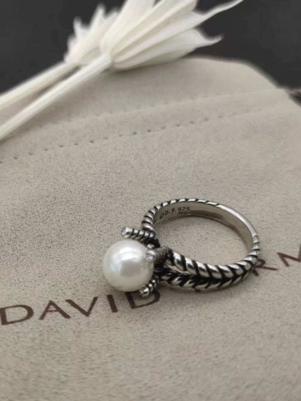 David Yurman four-prong pearl ring